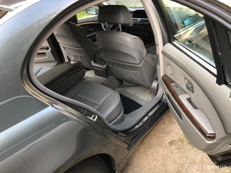 BMW 7 серія 2005 - 23