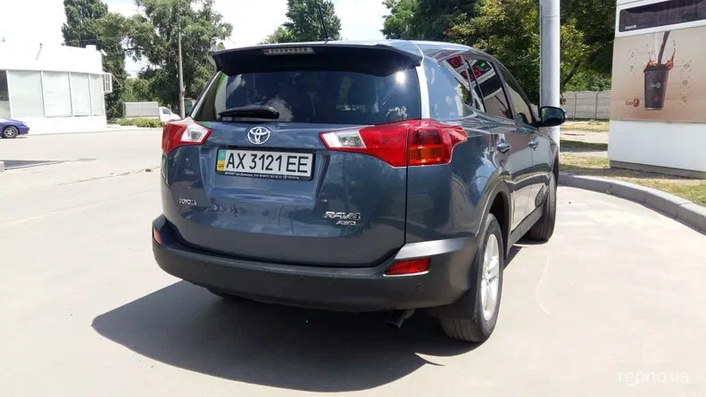 Toyota RAV4 2014