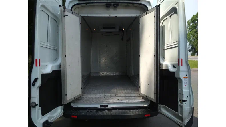 Ford Cargo 2015 - 17