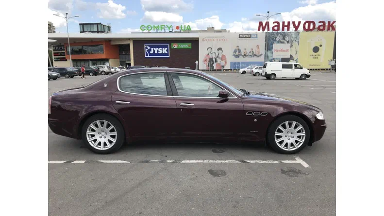 Maserati Quattroporte 2004