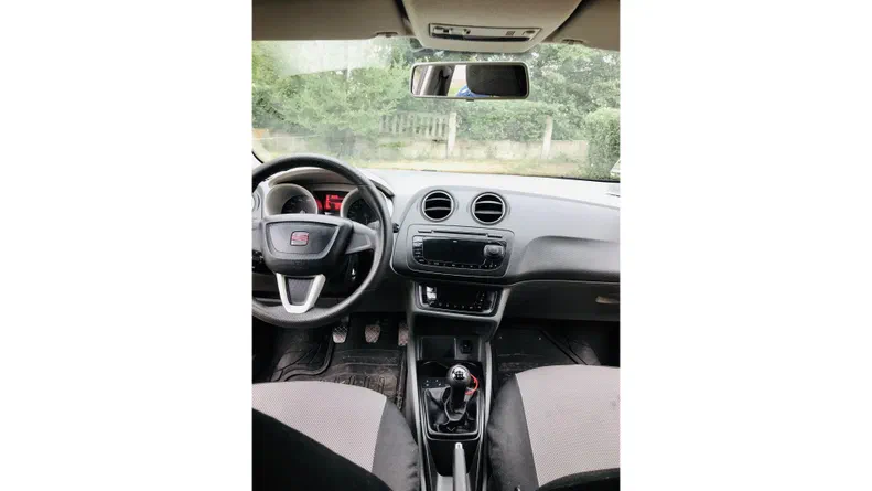 SEAT Ibiza 2011 - 5