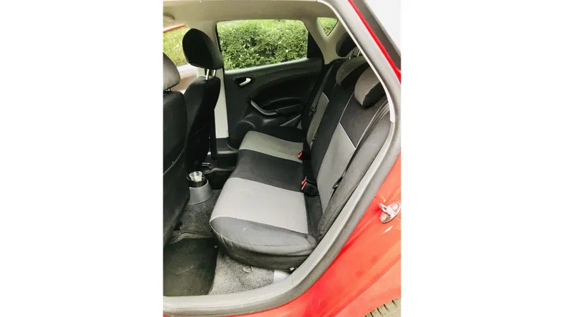 SEAT Ibiza 2011 - 6