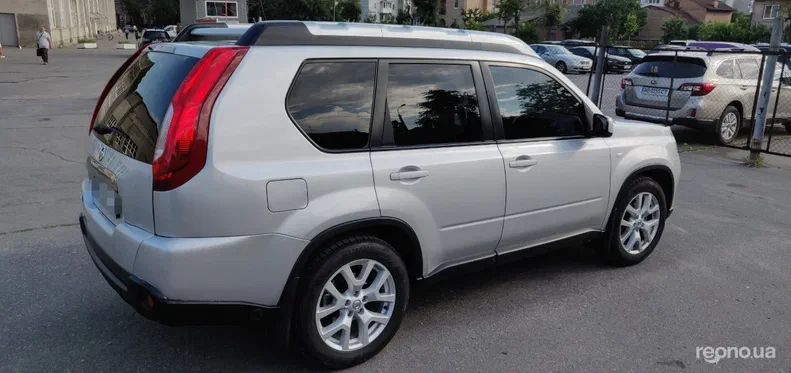 Nissan X-Trail 2012 - 21