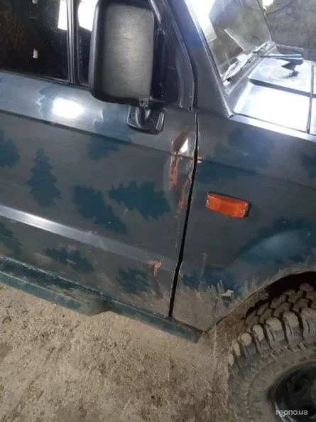 Isuzu Trooper 1987 - 8