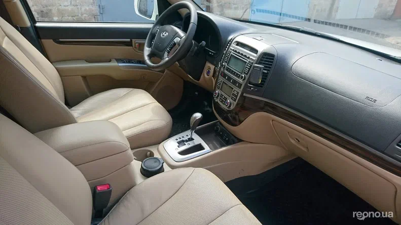 Hyundai Santa Fe 2011