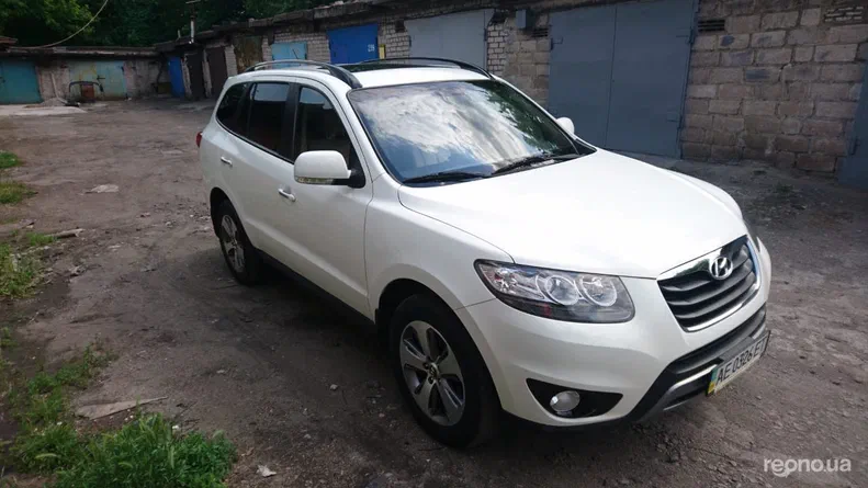Hyundai Santa Fe 2011 - 8