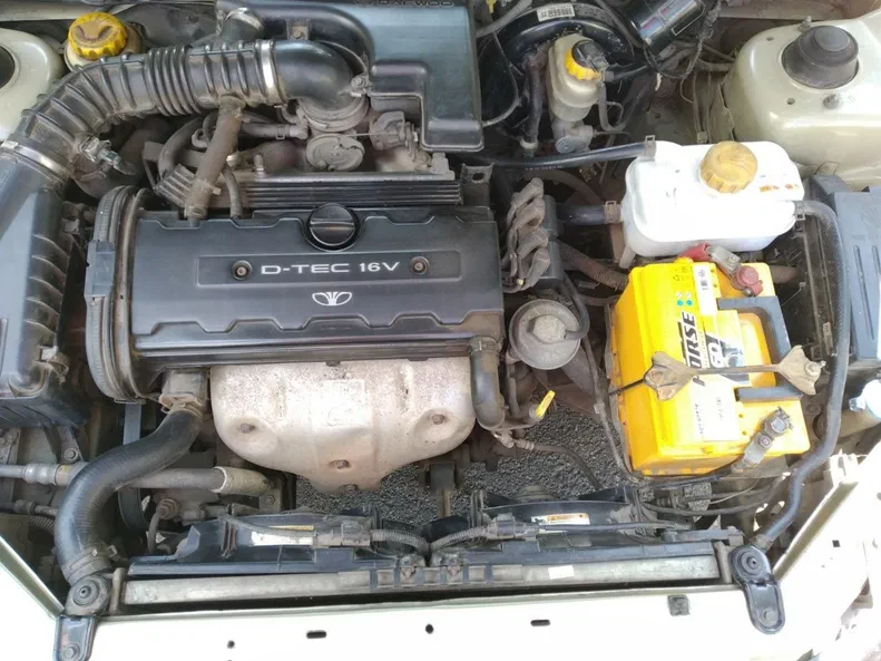 Daewoo Nubira 2001 - 12