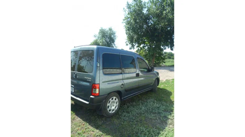 Peugeot Partner 2012 - 6