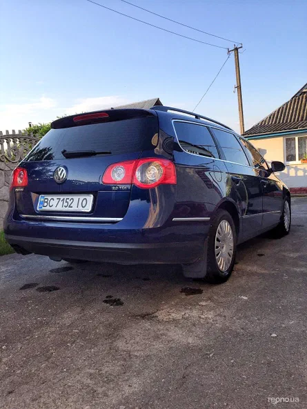 Volkswagen Passat 2010