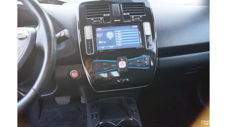 Nissan Leaf 2015 - 14