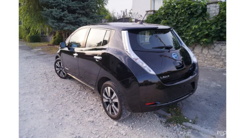 Nissan Leaf 2015