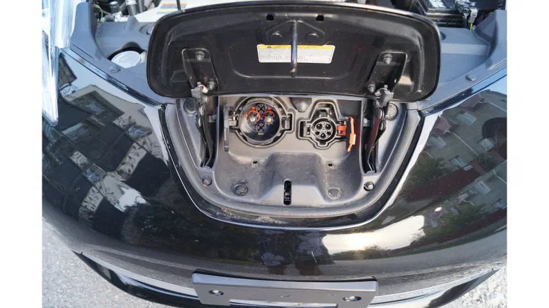 Nissan Leaf 2015 - 19