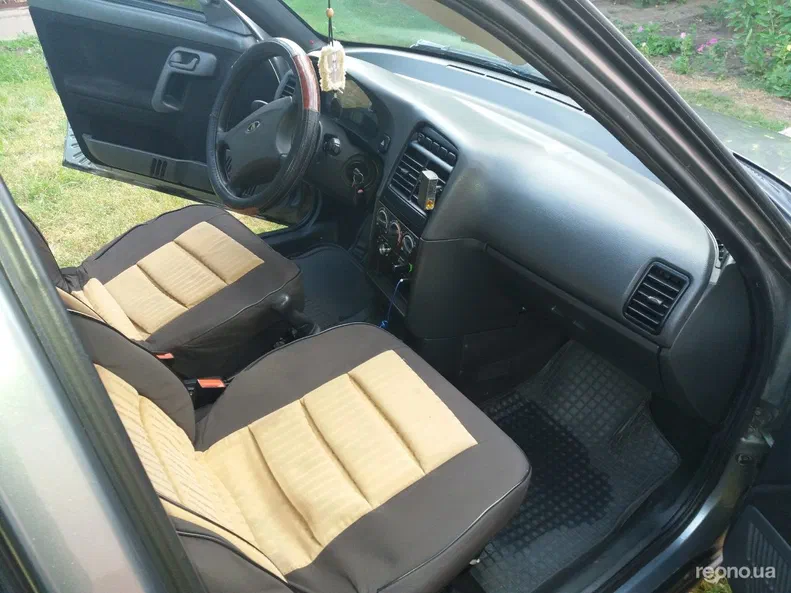 Lada (ВАЗ) 2111 2013