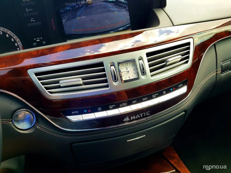 Mercedes-Benz S-Клас 2011 - 41