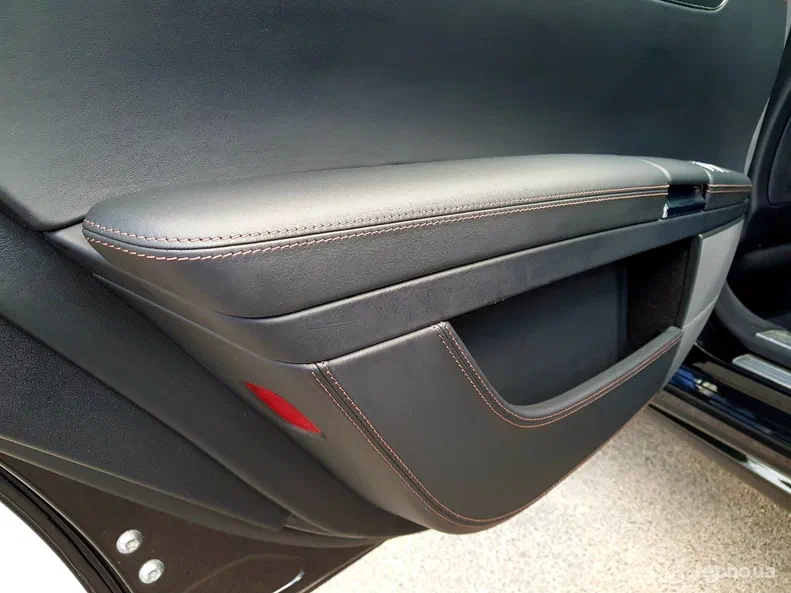 Mercedes-Benz S-Клас 2011 - 52