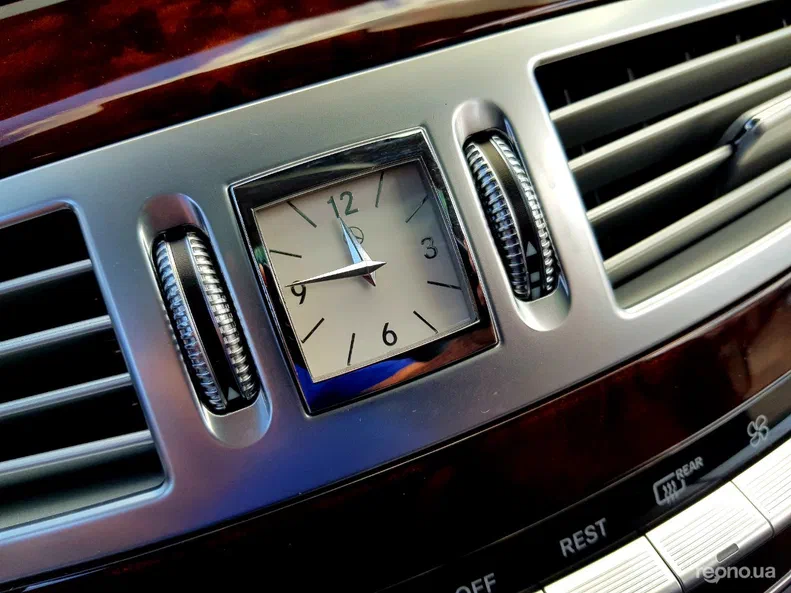 Mercedes-Benz S-Клас 2011 - 39