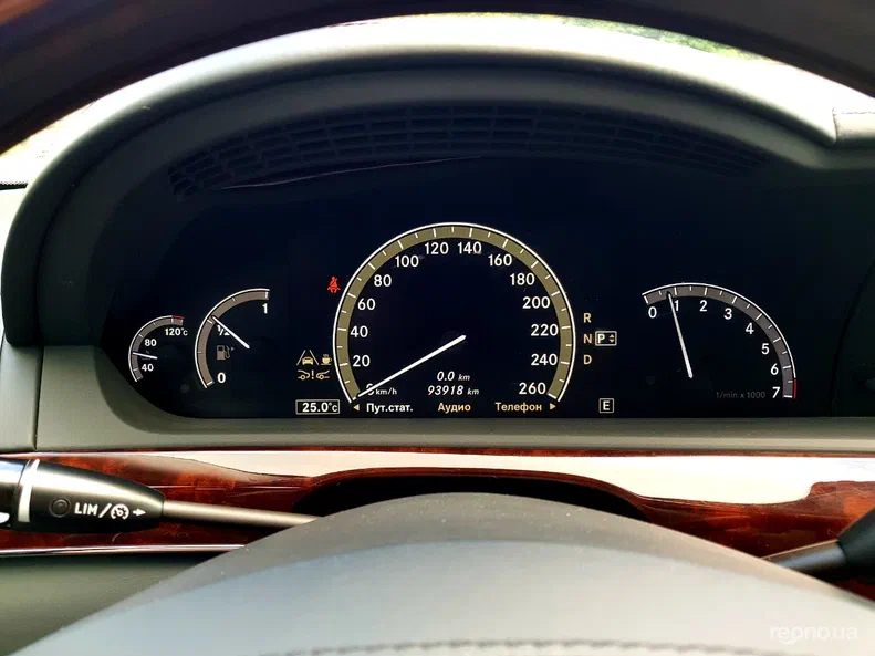 Mercedes-Benz S-Клас 2011 - 40