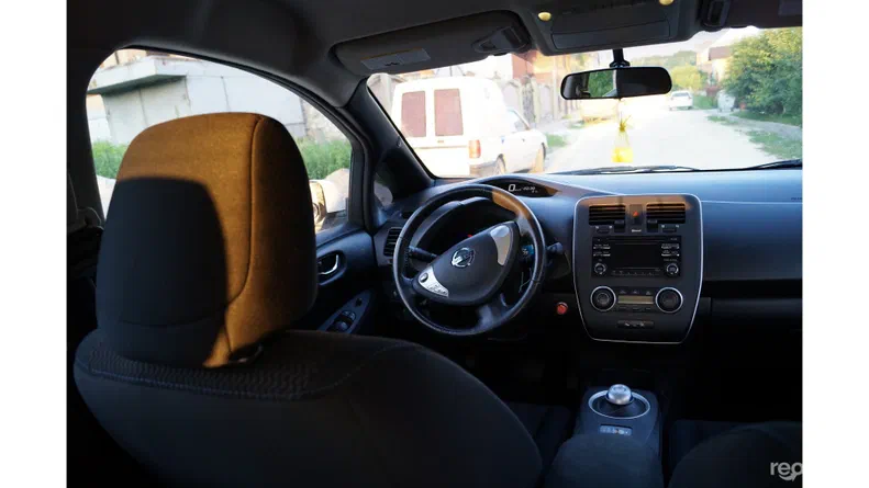 Nissan Leaf 2013 - 15