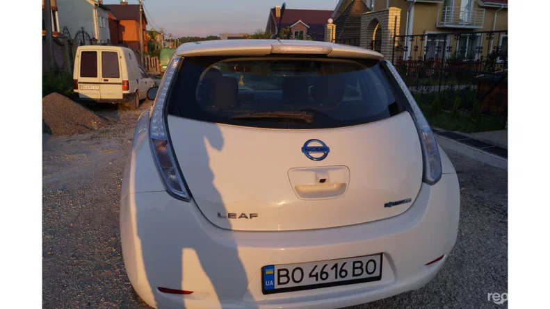 Nissan Leaf 2013 - 4