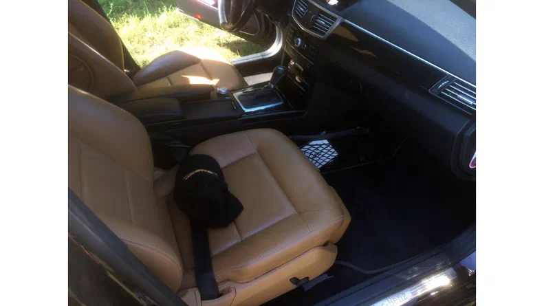 Mercedes-Benz E-Клас 2010 - 9