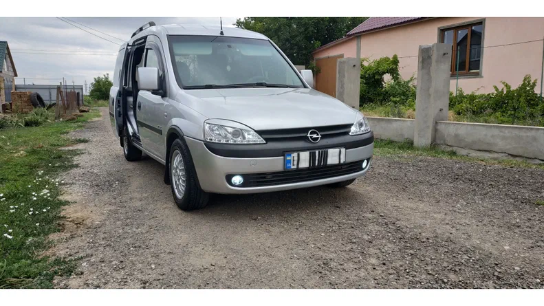 Opel Combo 2006
