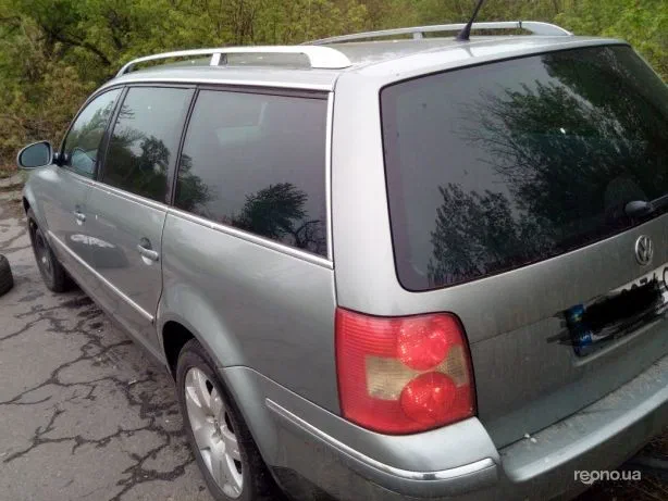 Volkswagen Passat 2004 - 9