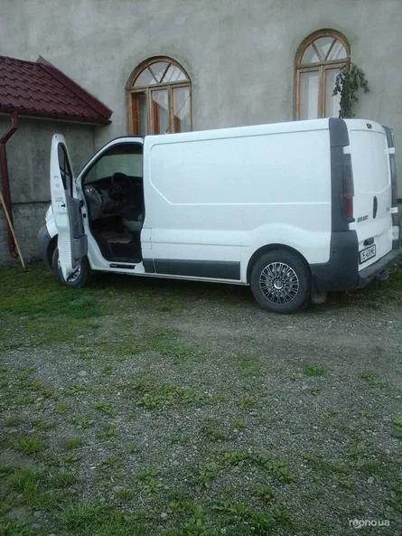 Renault Trafic 2005 - 8