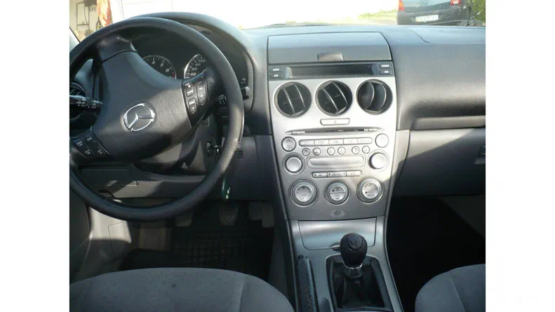 Mazda 6 2002