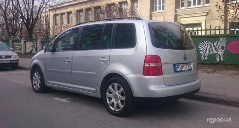 Volkswagen  Touran 2003 - 4