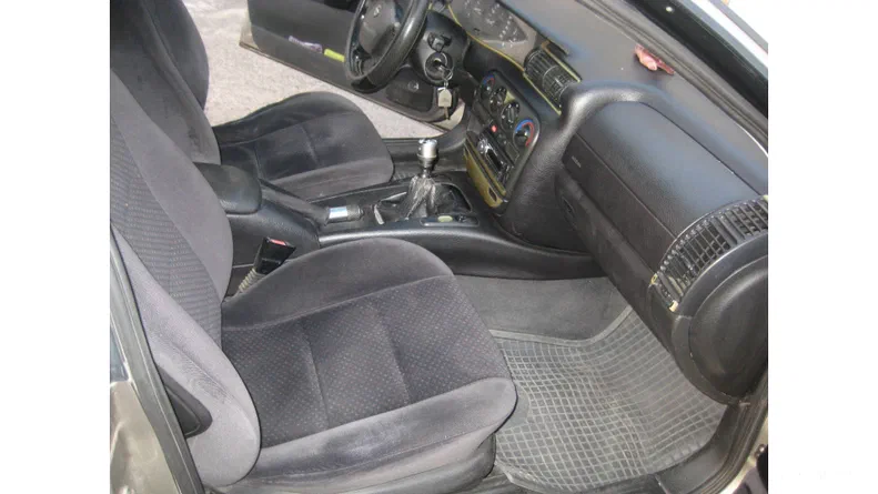 Opel Omega 1999 - 11