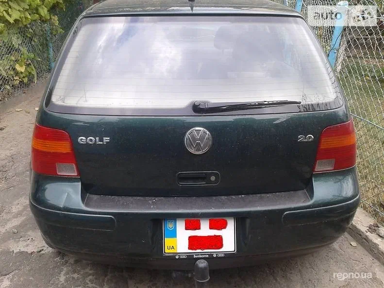 Volkswagen Golf 2000 - 7