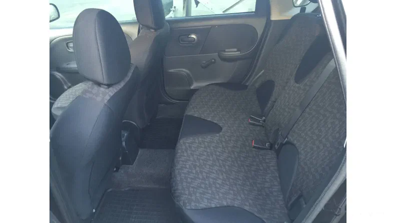 Nissan Note 2009 - 10