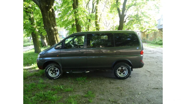 Hyundai H-1 2004 - 10