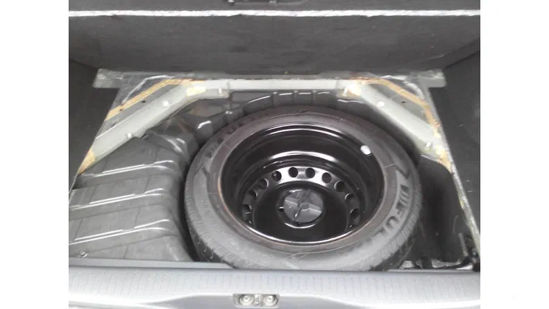 Renault Scenic 2011 - 12