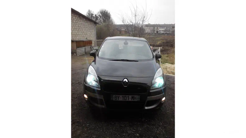Renault Scenic 2011