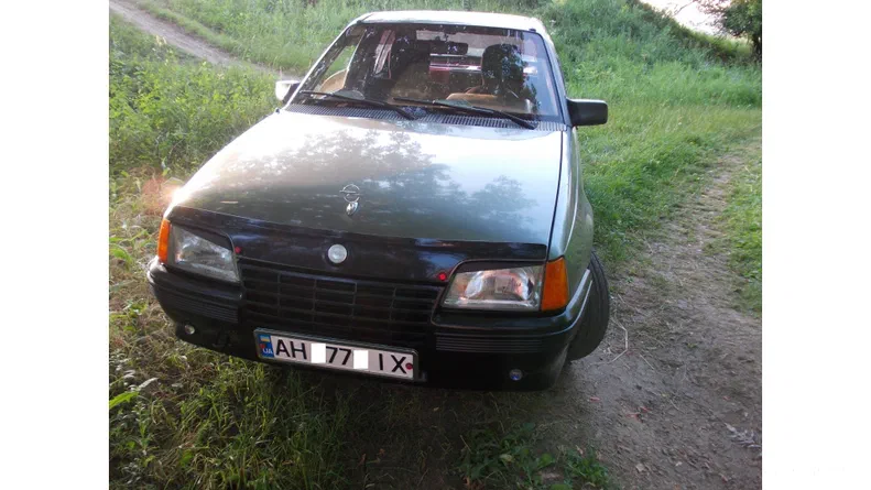 Opel Kadett 1986 - 11