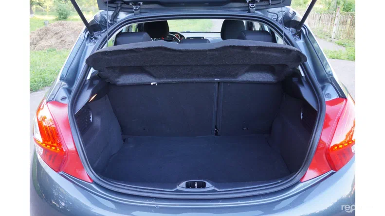 Peugeot 208 2013 - 26