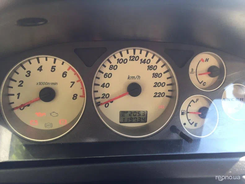 Mitsubishi Lancer 2005