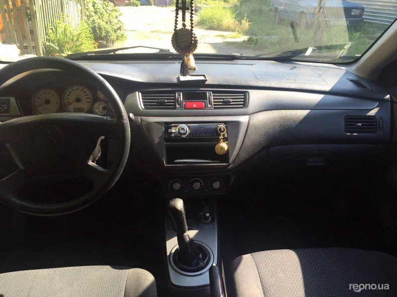 Mitsubishi Lancer 2005