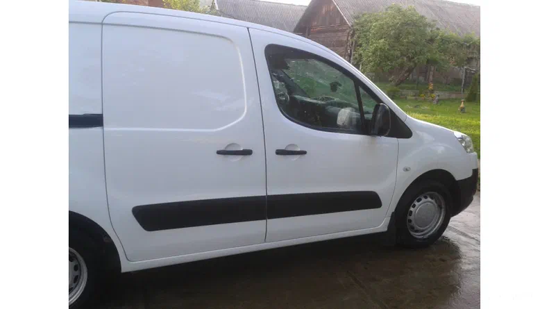Peugeot Partner 2011 - 6