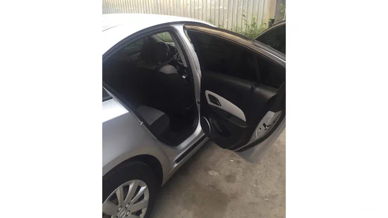 Chevrolet Cruze 2010 - 15