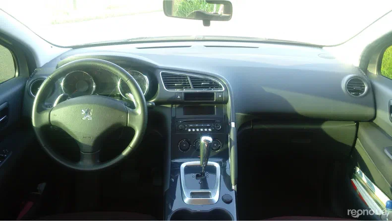 Peugeot 3008 2011 - 5