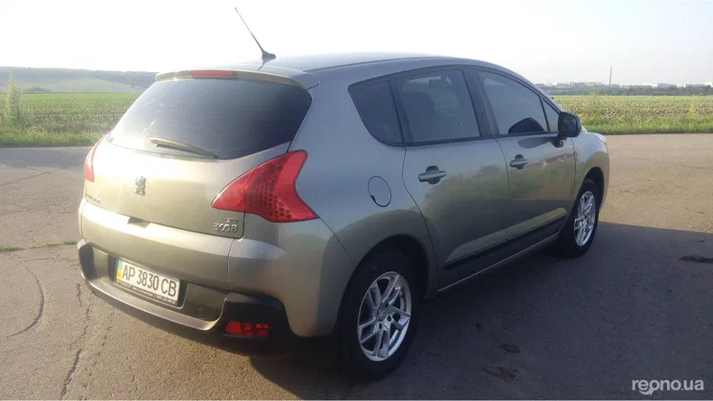 Peugeot 3008 2011 - 14