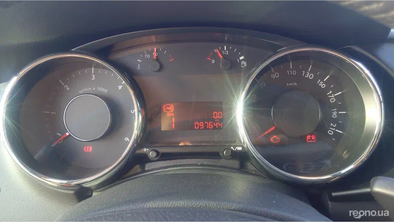 Peugeot 3008 2011 - 8