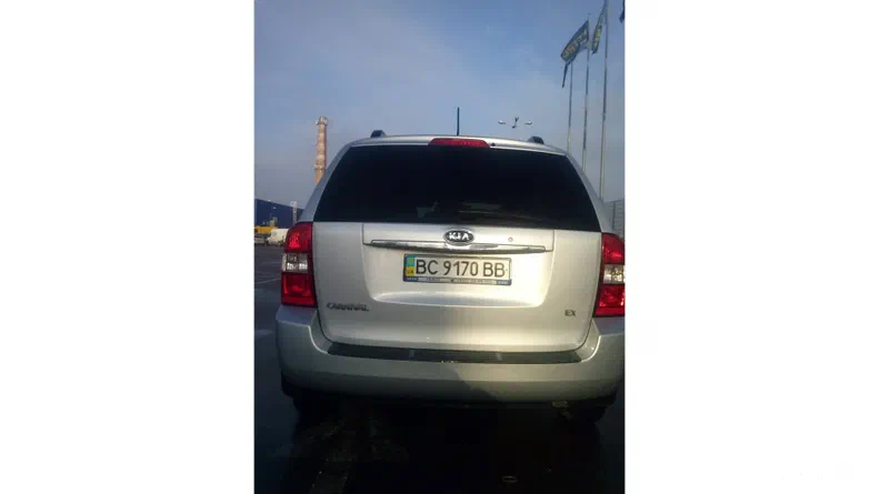 Kia Carnival 2007