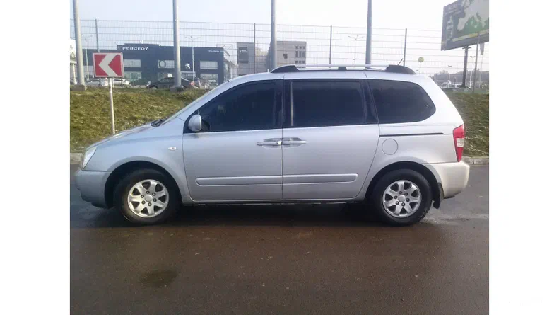 Kia Carnival 2007 - 6