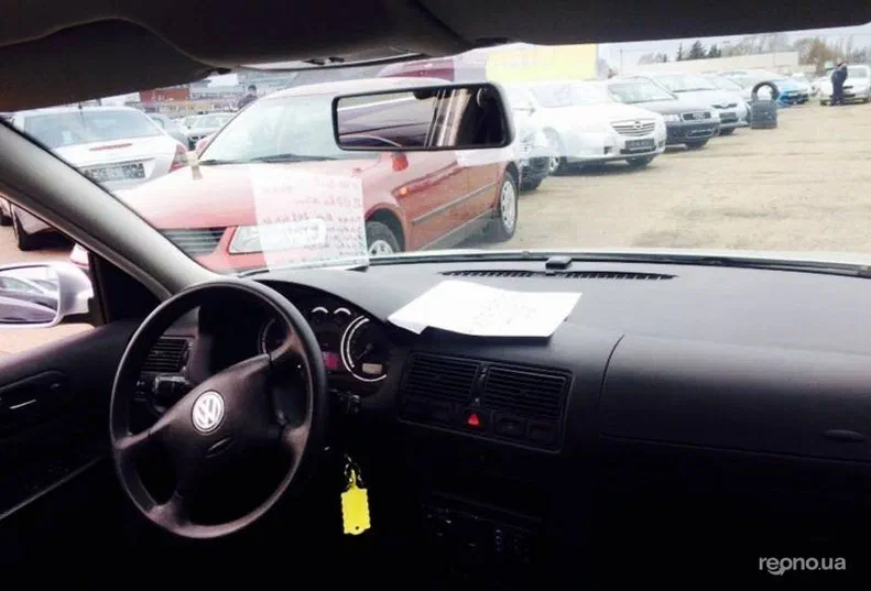 Volkswagen Golf 2003