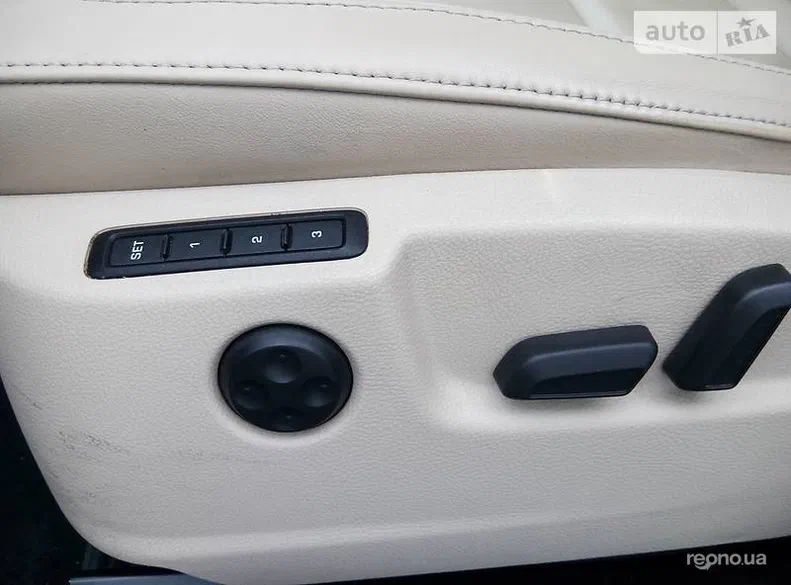 Skoda Superb 2012 - 20