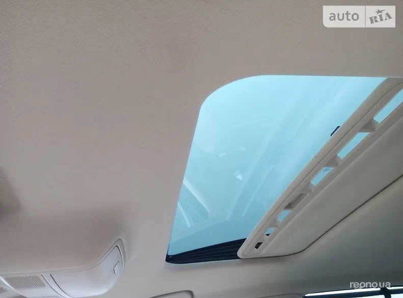 Skoda Superb 2012 - 5