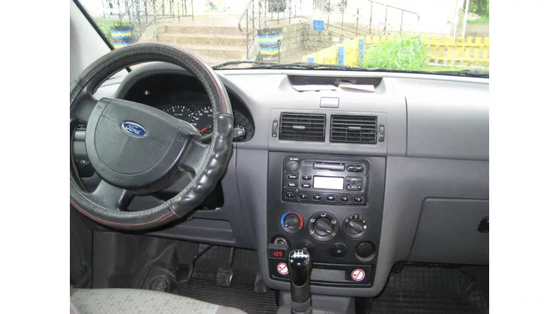 Ford Tourneo Connect 2005